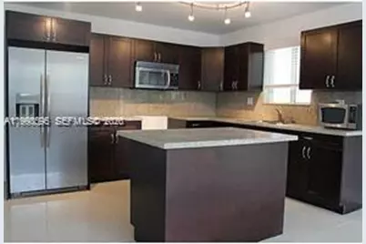 500 NW 43rd Ct #back, Miami, FL 33126 - Photo 3