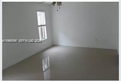 500 NW 43rd Ct #back, Miami, FL 33126 - Photo 5