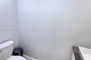 3567 W 110th Terrace, Hialeah, FL 33018 - Photo 13