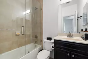 8781 NW 98th Ct, Doral, FL 33178 - Photo 33