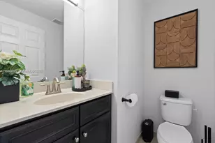 8781 NW 98th Ct, Doral, FL 33178 - Photo 17