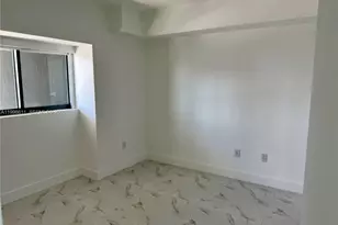 460 NE 28th St, Miami, FL 33137 - Photo 15