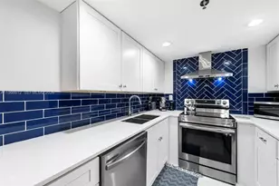 2401 Collins Ave, Miami Beach, FL 33140 - Photo 9