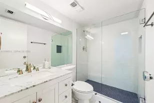 2401 Collins Ave, Miami Beach, FL 33140 - Photo 13