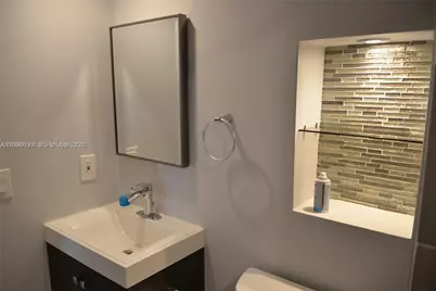 8695 NW 6th Ln #2-212, Miami, FL 33126 - Photo 11