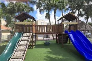 8695 NW 6th Ln, Miami, FL 33126 - Photo 23