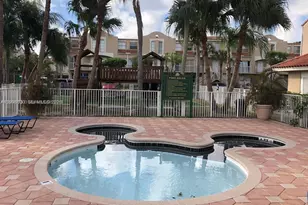 8695 NW 6th Ln, Miami, FL 33126 - Photo 25