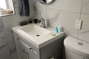 230 NE 2nd Pl, Dania Beach, FL 33004 - Photo 17