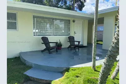 230 NE 2nd Pl, Dania Beach, FL 33004 - Photo 19