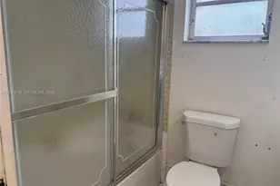 200 Ashbury Rd, Hollywood, FL 33024 - Photo 21