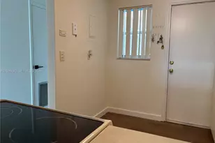 200 Ashbury Rd, Hollywood, FL 33024 - Photo 13