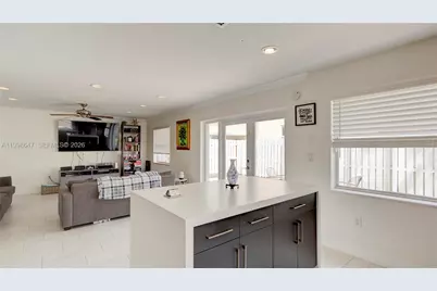 1237 NW 125th Ter, Sunrise, FL 33323 - Photo 17