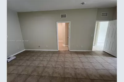 85 SW 16 Av #., Homestead, FL 33030 - Photo 9