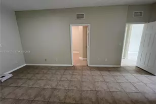 85 SW 16th Ave, Homestead, FL 33030 - Photo 9