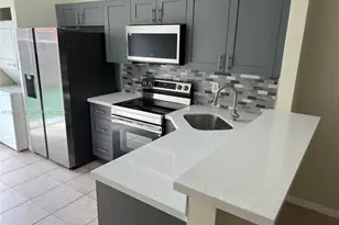 85 SW 16th Ave, Homestead, FL 33030 - Photo 1