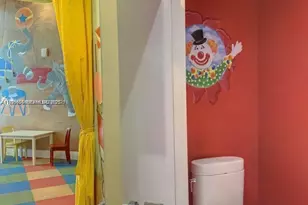 350 S Miami Ave, Miami, FL 33130 - Photo 23