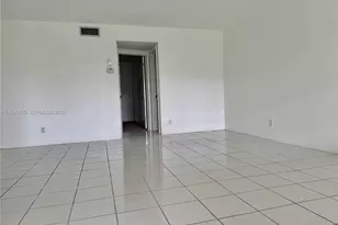 580 Egret Dr, Hallandale Beach, FL 33009 - Photo 13
