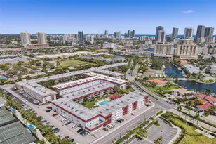 580 Egret Dr, Hallandale Beach, FL 33009 - Photo 1