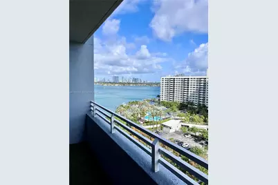 1330 West Ave #1205, Miami Beach, FL 33139 - Photo 13