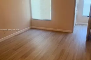 565 Vista Isles Dr, Sunrise, FL 33325 - Photo 9