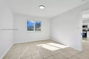 3398 NE 9th Dr, Homestead, FL 33033 - Photo 9