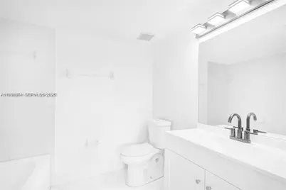 3398 NE 9th Dr #104, Homestead, FL 33033 - Photo 9