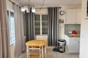 920 SW 11th Ave, Hallandale Beach, FL 33009 - Photo 5