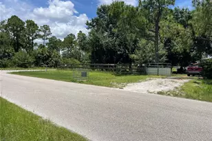 551 Ave Del Sur, Clewiston, FL 33440 - Photo 1