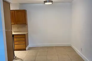 6350 SW 3rd St, Pembroke Pines, FL 33023 - Photo 11