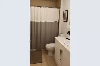 275 NE 18th St #307, Miami, FL 33132 - Photo 9