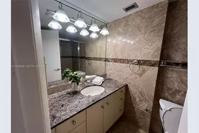 18041 Biscayne Blvd #1104, Aventura, FL 33160 - Photo 17