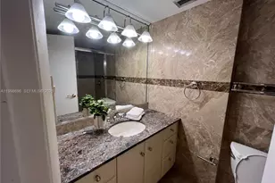 18041 Biscayne Blvd, Aventura, FL 33160 - Photo 17