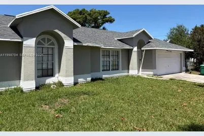 2992 SW Lucerne St, Port Saint Lucie, FL 34953 - Photo 3