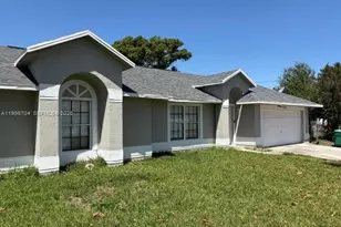2992 SW Lucerne St, Port Saint Lucie, FL 34953 - Photo 3