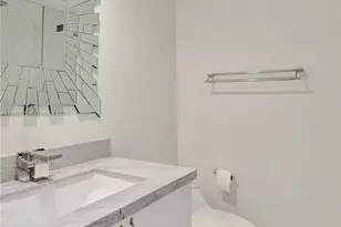 5600 Collins Ave, Miami Beach, FL 33140 - Photo 21