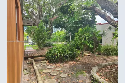 258 SW 1st Ct #HOUSE, Dania Beach, FL 33004 - Photo 23