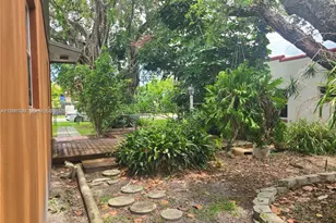 258 SW 1st Ct, Dania Beach, FL 33004 - Photo 23