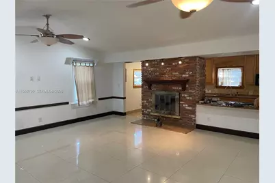 258 SW 1st Ct #HOUSE, Dania Beach, FL 33004 - Photo 3