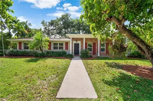 9830 SW 69th Ave, Pinecrest, FL 33156 - Photo 3