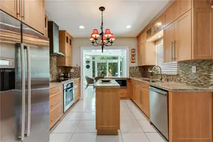 9830 SW 69th Ave, Pinecrest, FL 33156 - Photo 15
