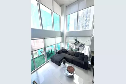 41 SE 5th St #1201, Miami, FL 33131 - Photo 3
