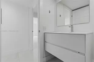 19101 NE 36th Ct, Aventura, FL 33180 - Photo 27