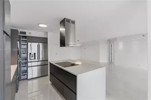 19101 NE 36th Ct, Aventura, FL 33180 - Photo 5