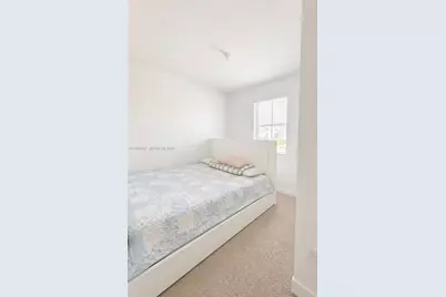 823 SE 17th St, Homestead, FL 33034 - Photo 9