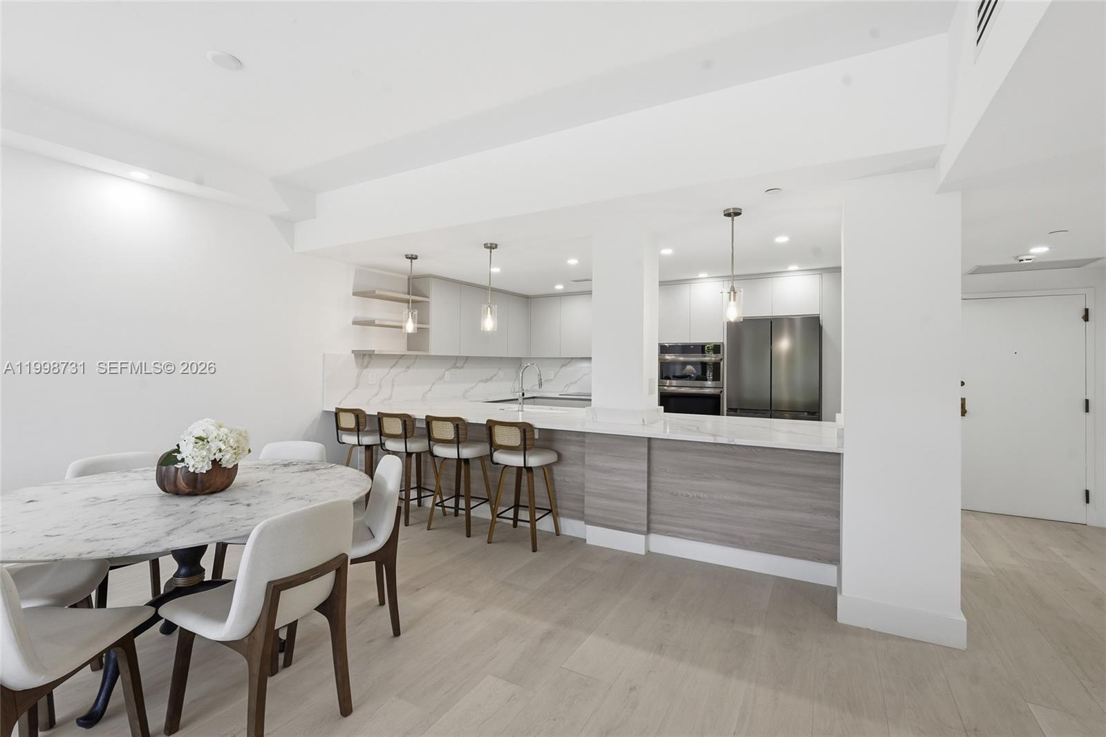 251 Crandon Blvd #202 - 251 Crandon Blvd #202, Key Biscayne, FL 33149 Luxury Property | Jose Angel Pina