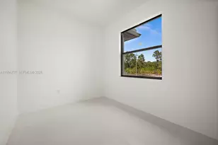 936 Bolivia Dr, Lehigh Acres, FL 33974 - Photo 23
