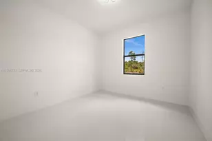 936 Bolivia Dr, Lehigh Acres, FL 33974 - Photo 17
