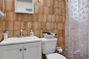 733 W 33rd St, Hialeah, FL 33012 - Photo 19