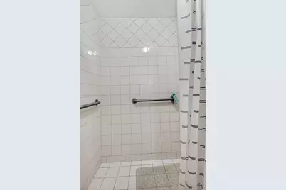 733 W 33rd St, Hialeah, FL 33012 - Photo 37