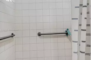 733 W 33rd St, Hialeah, FL 33012 - Photo 37